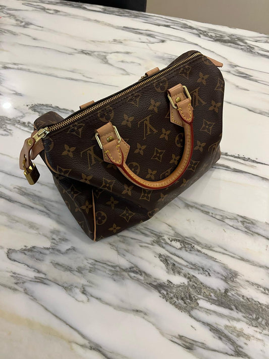 Louis Vuitton Kahverengi Renk Standart Beden Çanta
