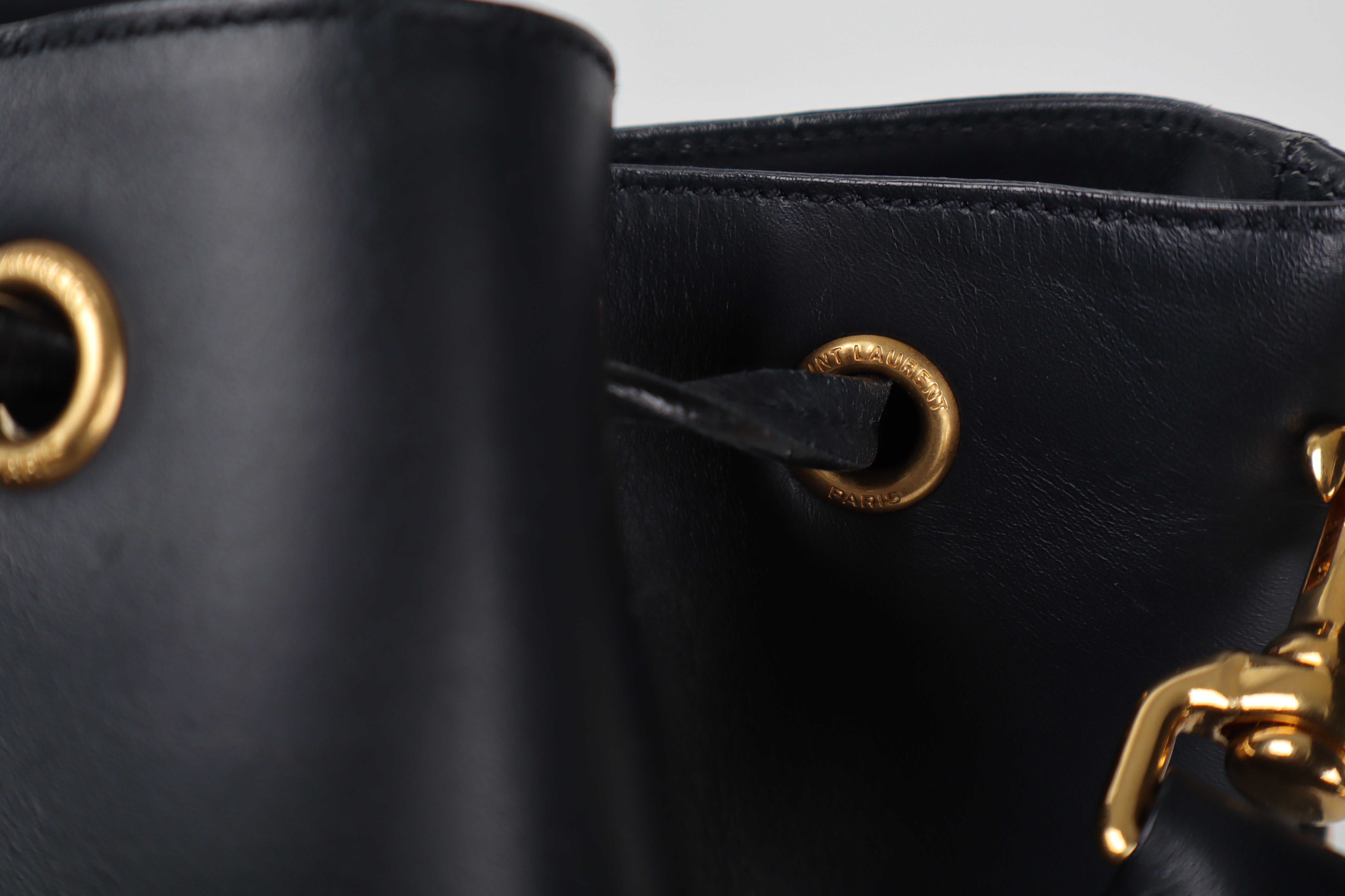 Yves Saint Laurent Kol Çantası Lacivert - Standart