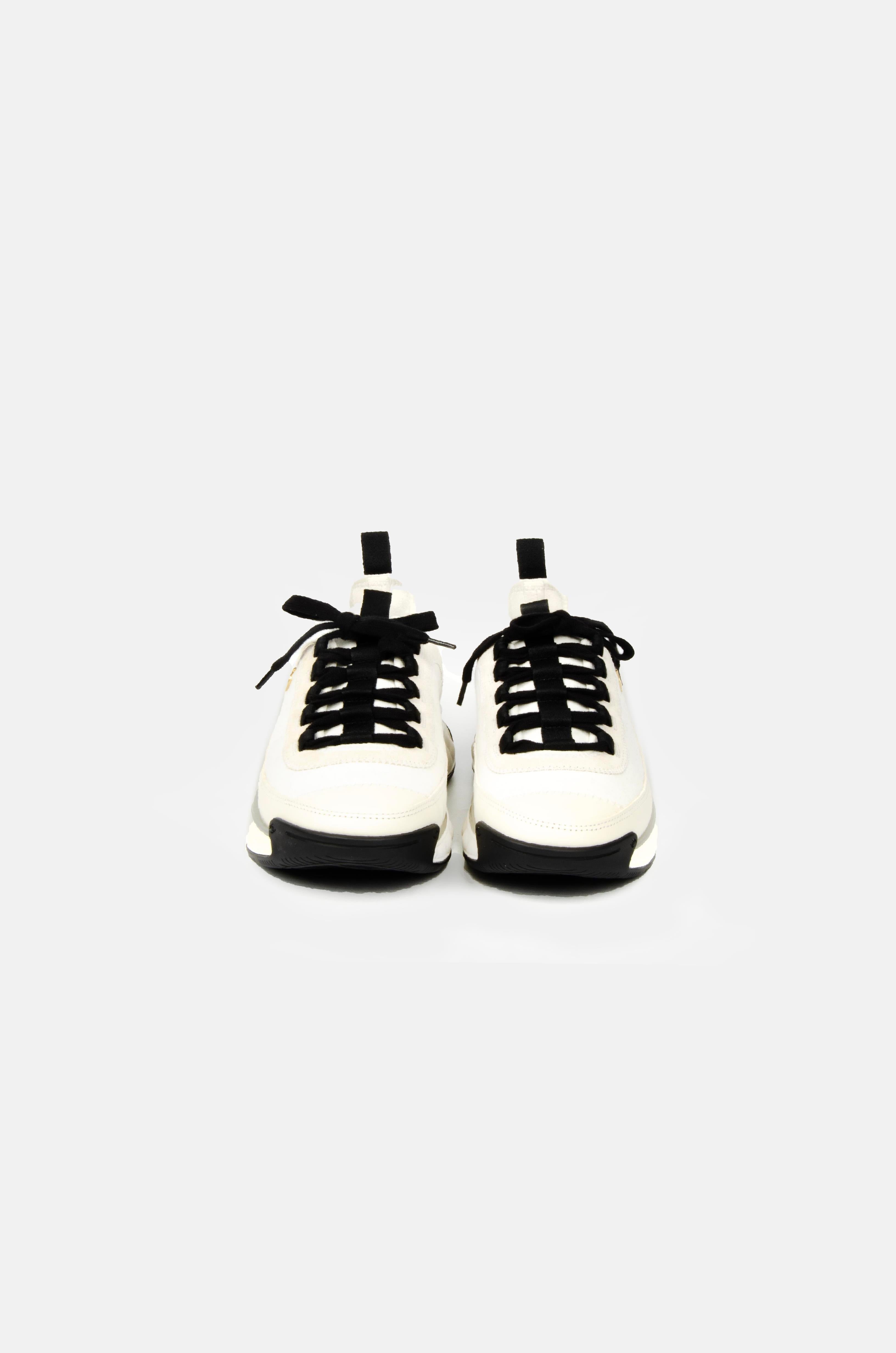 Chanel CC Low Top Sneaker Beyaz - 39