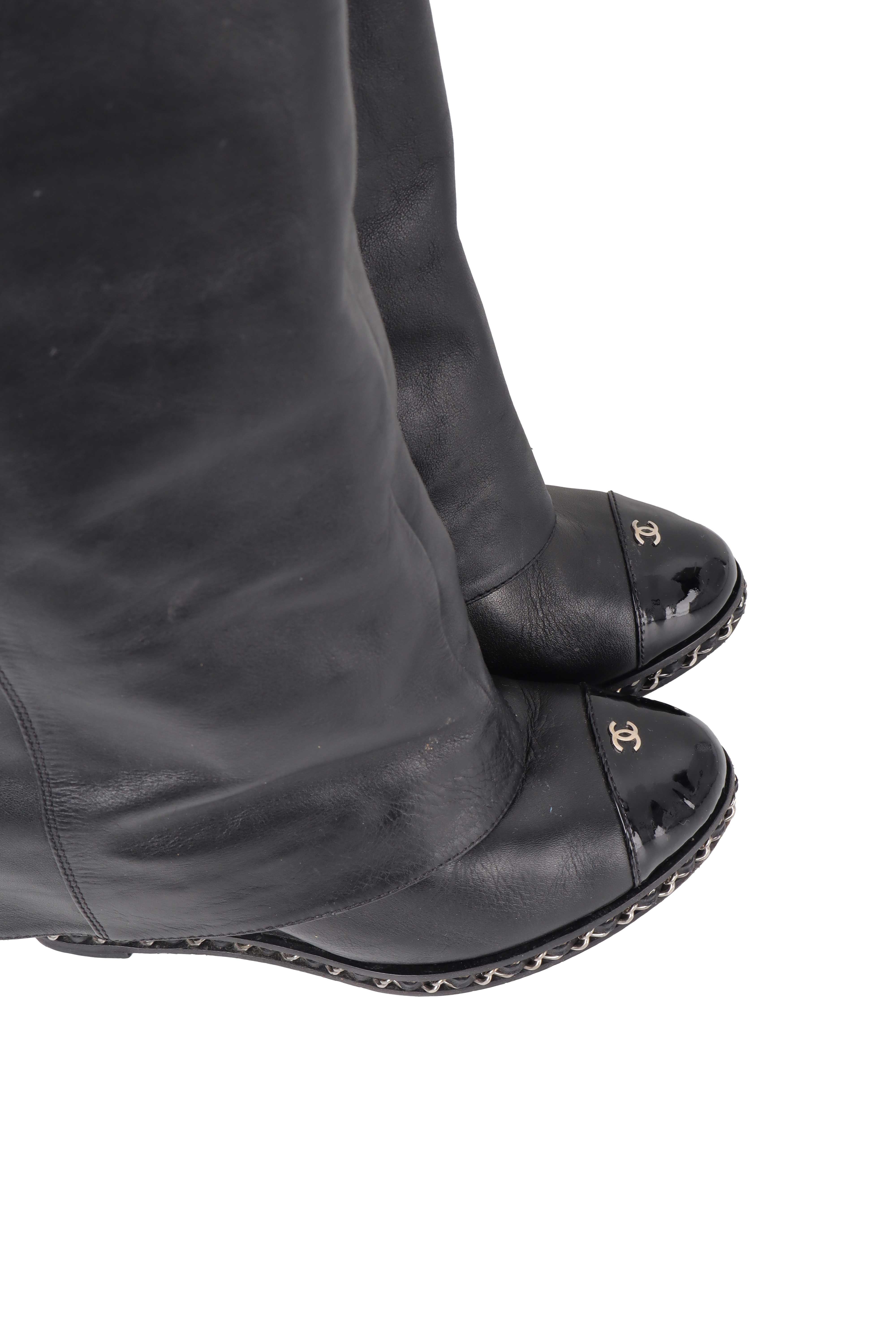 Chanel Siyah Renk 37 Beden Çizme