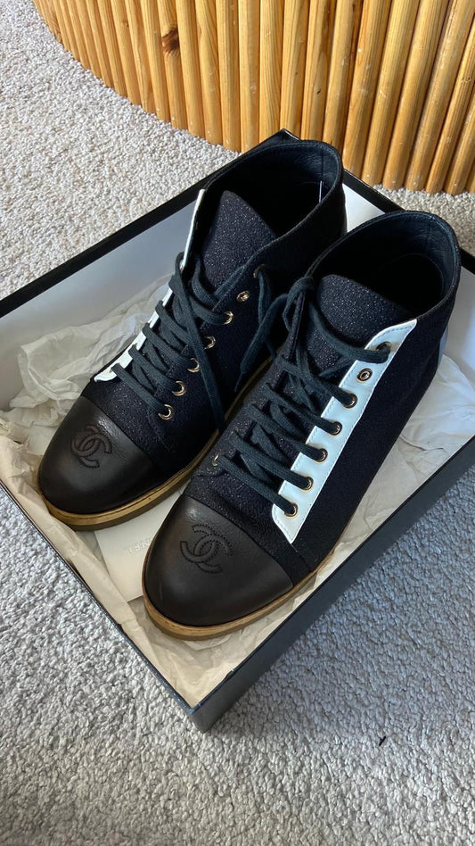 Chanel Sneaker - 41