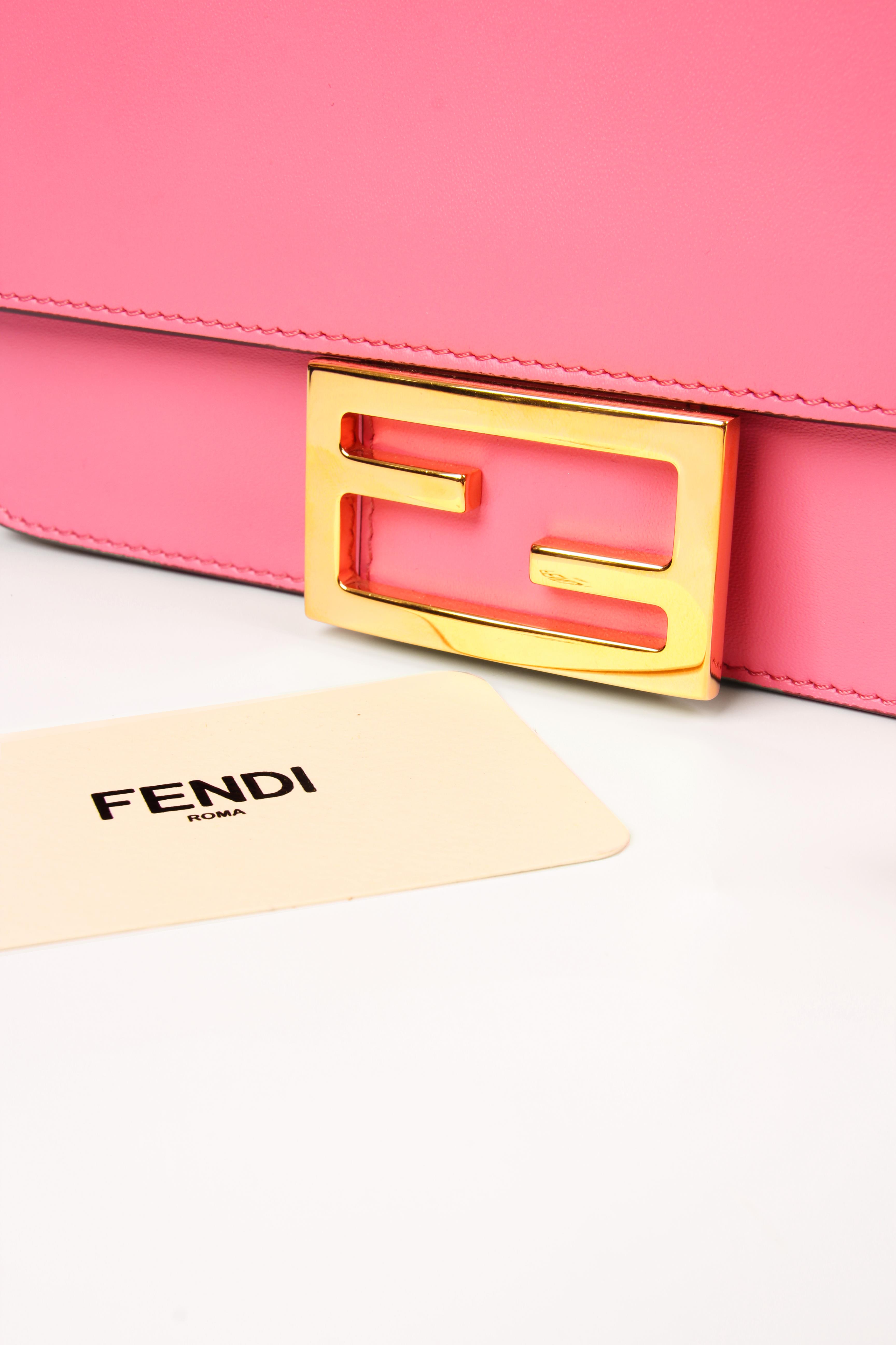 Fendi Flat Baguette Mini Çanta Pembe - Standart