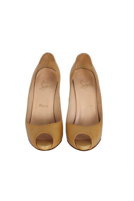 Christian Louboutin Rugan Topuklu Ayakkabı Nude - 35
